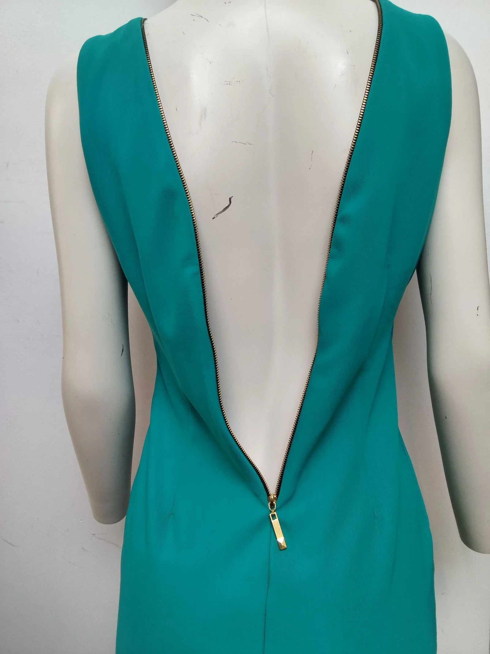 Green dress with a bow tie on one shoulder zipper at the back for women size M or 38 – photo 9